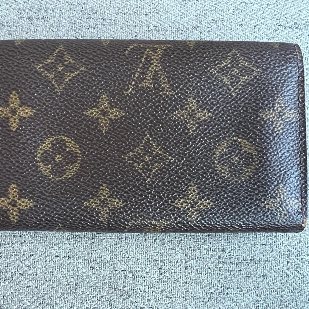 Louis Vuitton Monogram Porte-Monnaie Tresor Wallet - Picture 8 of 12